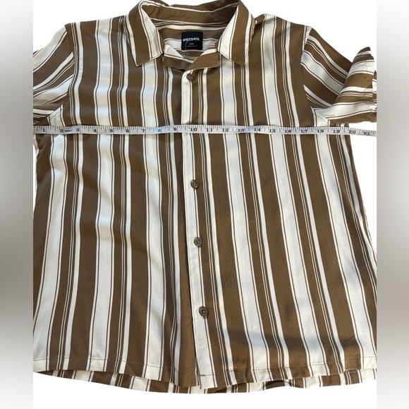 Tillys RSQ Women’s Stripe Camp Shirt Short Sleeves Size Large - Picture 6 of 8